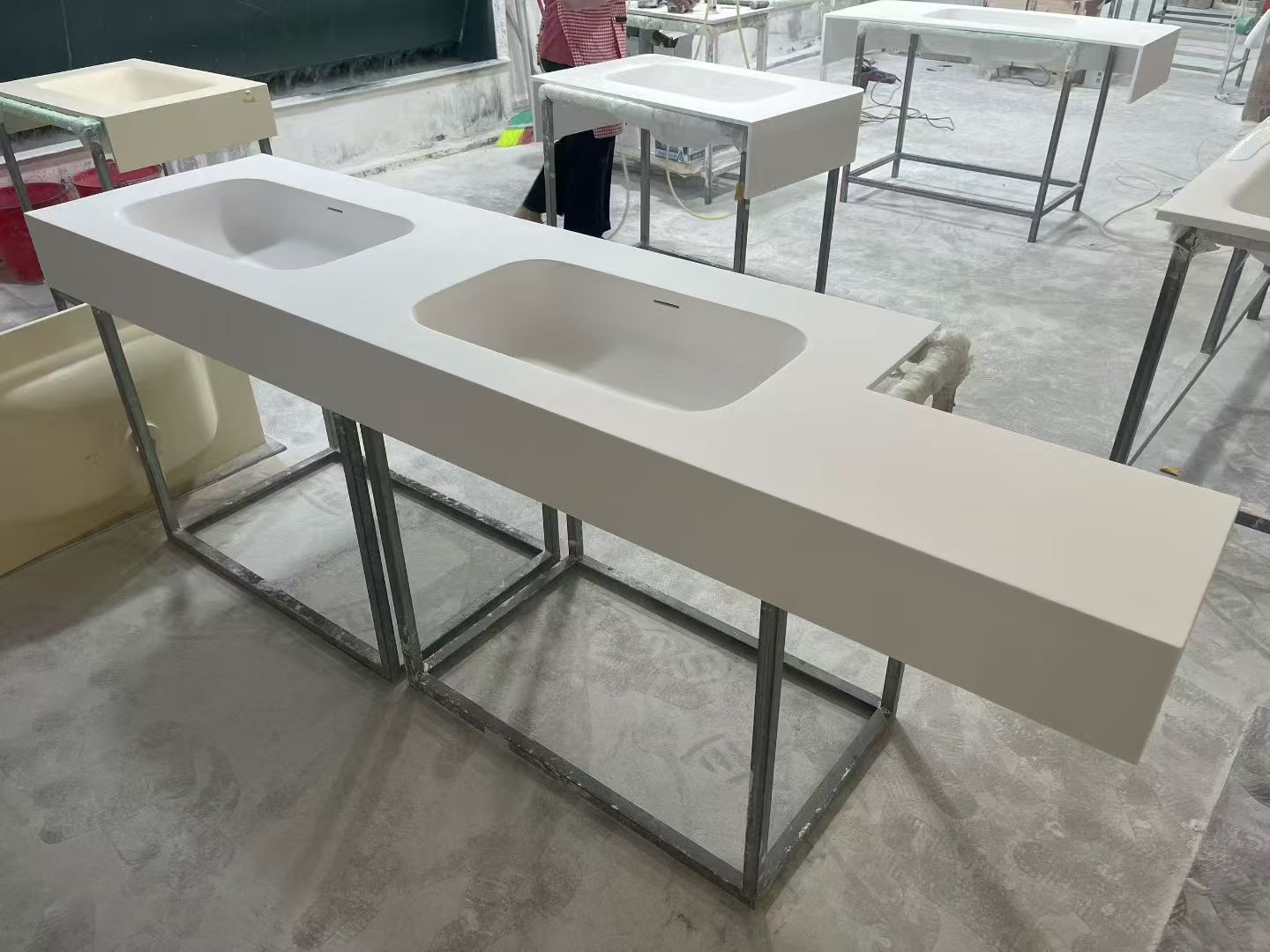 Solid surface basin polishing process